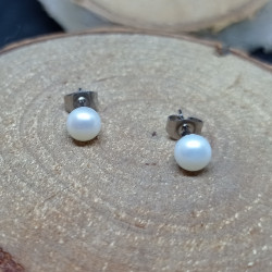 1 paire de clous d'oreilles en perle de culture blanche de 6 mm